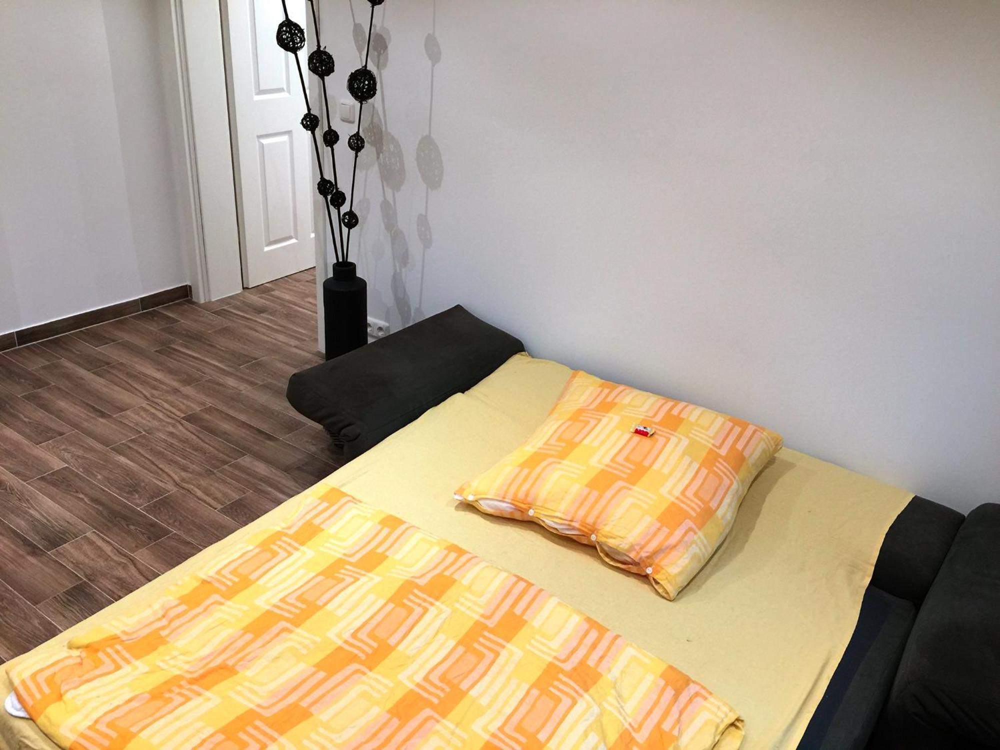 Ferienwohnungen Arp "2D" Mit Terrasse Und Parkplatz Itzehoe Exterior foto
