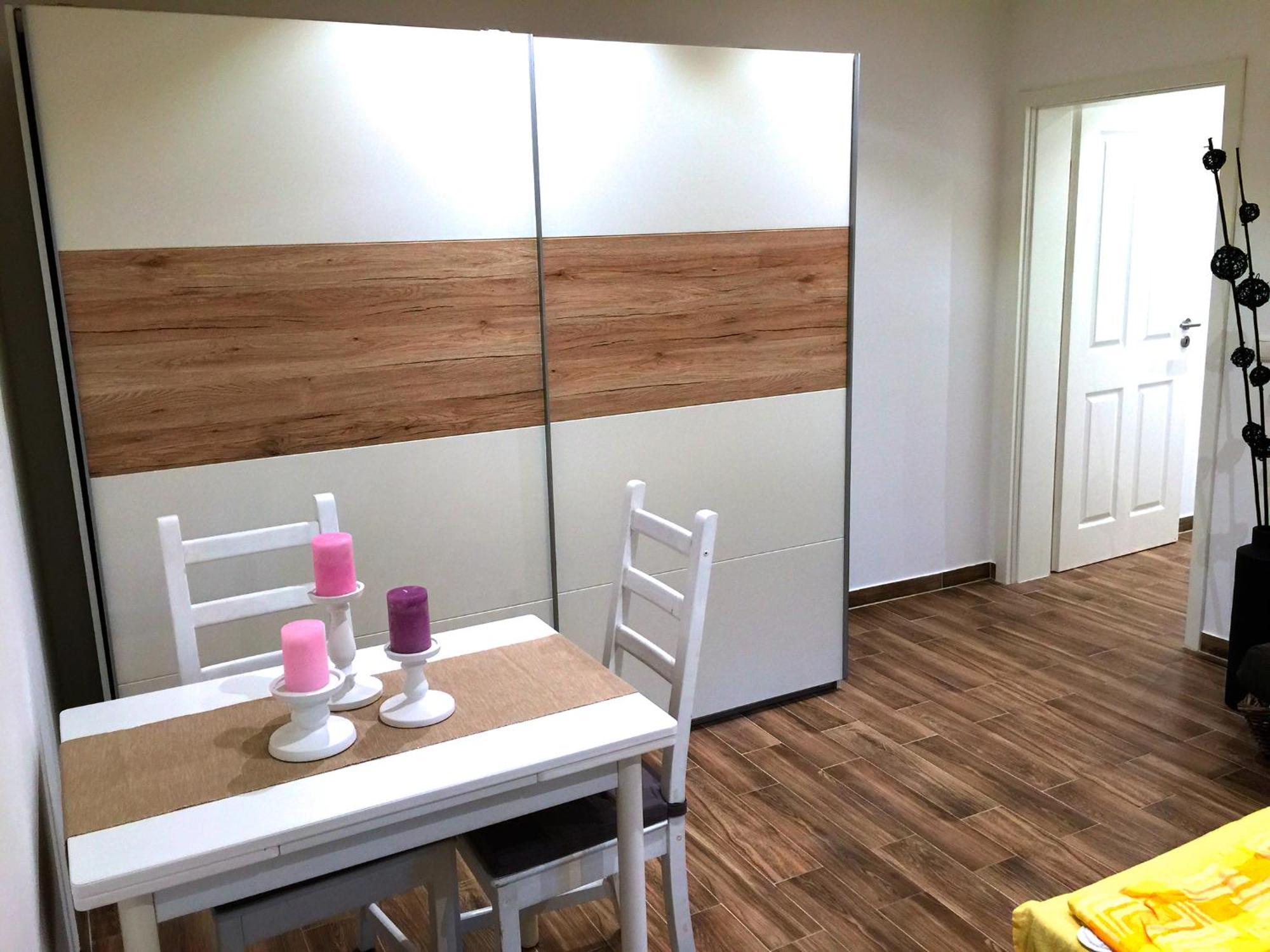 Ferienwohnungen Arp "2D" Mit Terrasse Und Parkplatz Itzehoe Exterior foto
